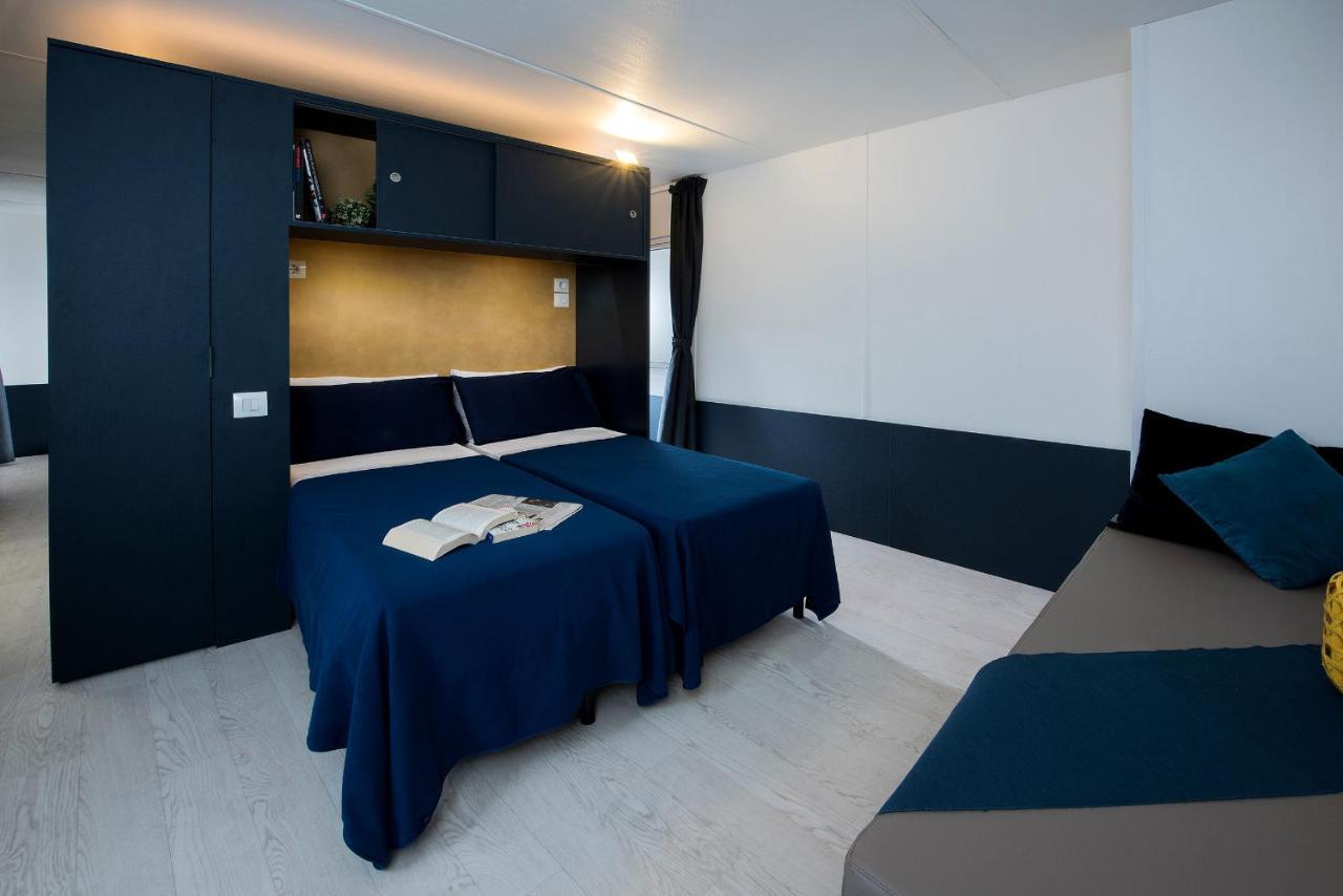 Lido Di Sesto Hotel Sesto Calende Bagian luar foto