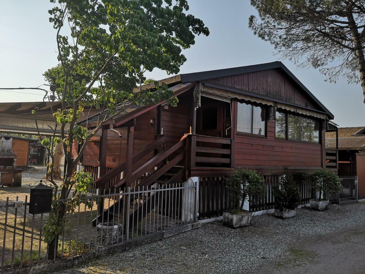 Lido Di Sesto Hotel Sesto Calende Bagian luar foto